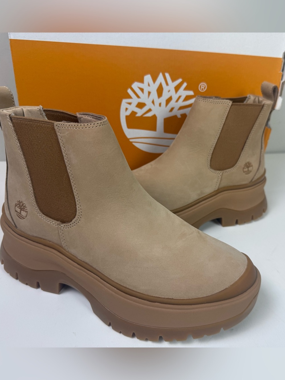 Timberland Roxie Lane Mid Chelsea Boots Nubuck Leather NIB New